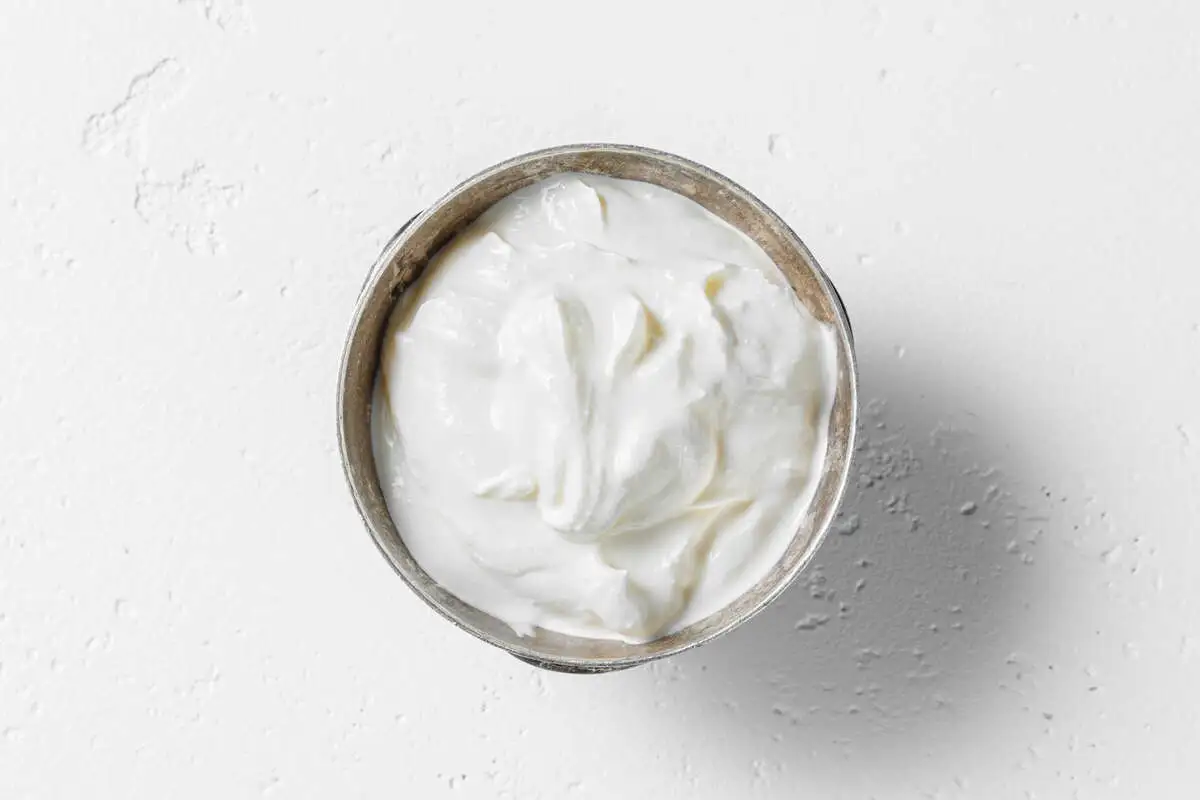 Соус сметанно-чесночный