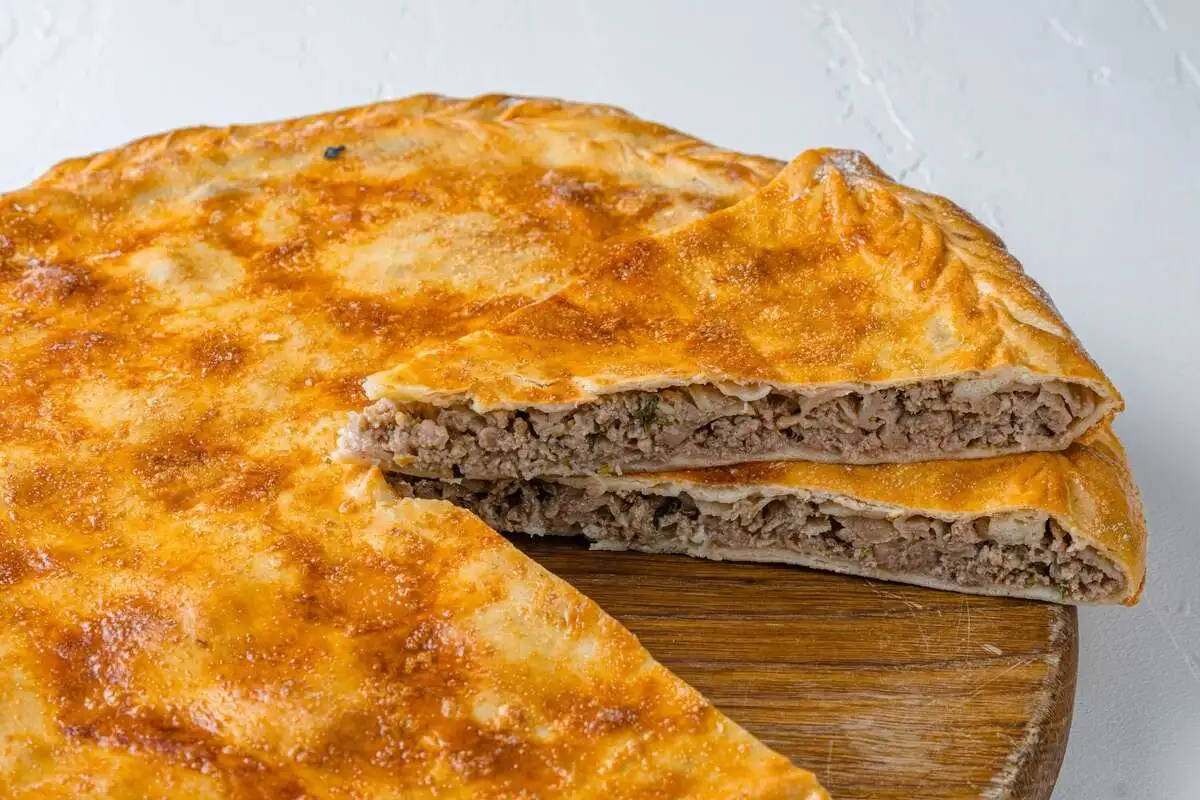 Большой дагестанский пирог с мясом и картофелем ХАЛЯЛЬ