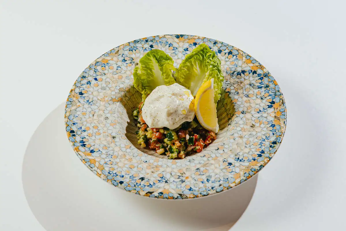 Табуле с семечками и с мусом из тулумы