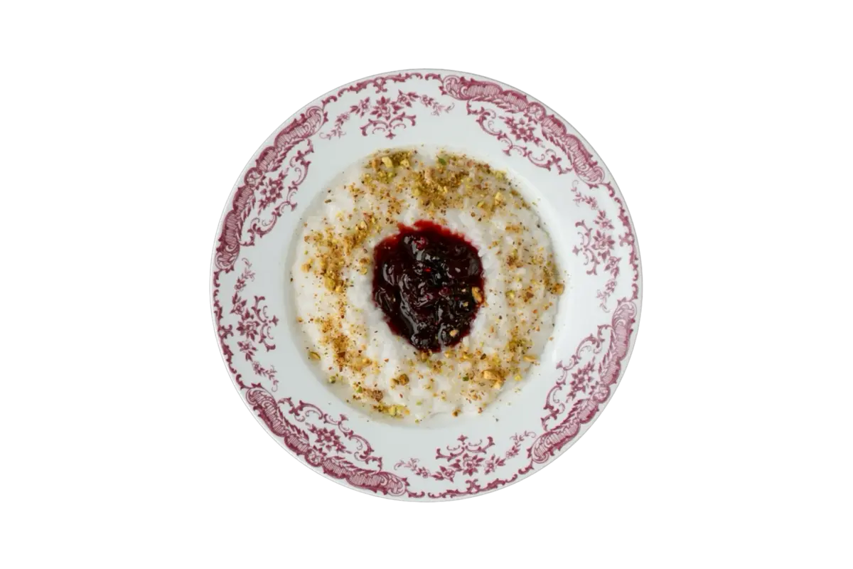 Рисовая на кокосовом молоке с вишневым вареньем