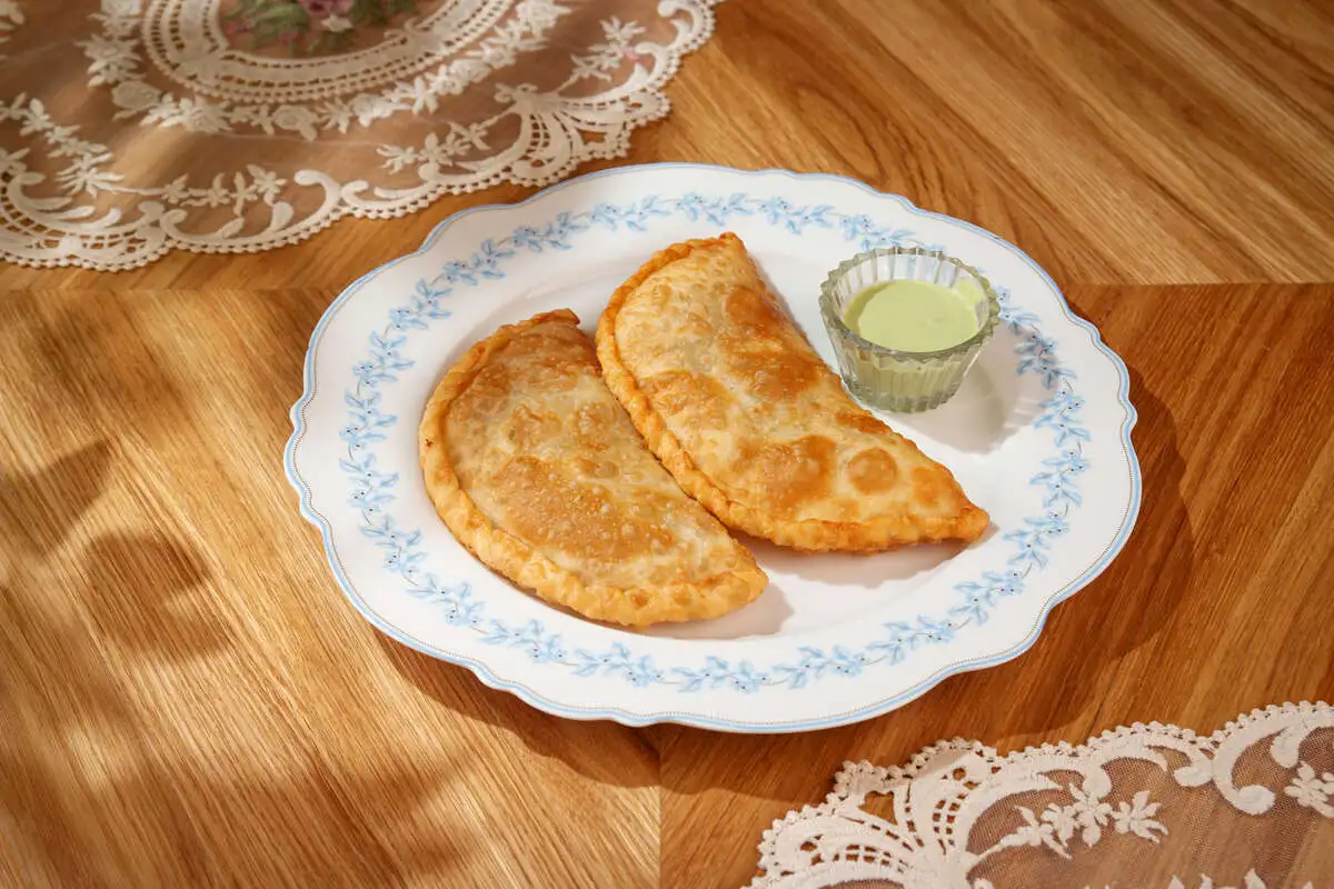 Чебуреки Золотые крылья 