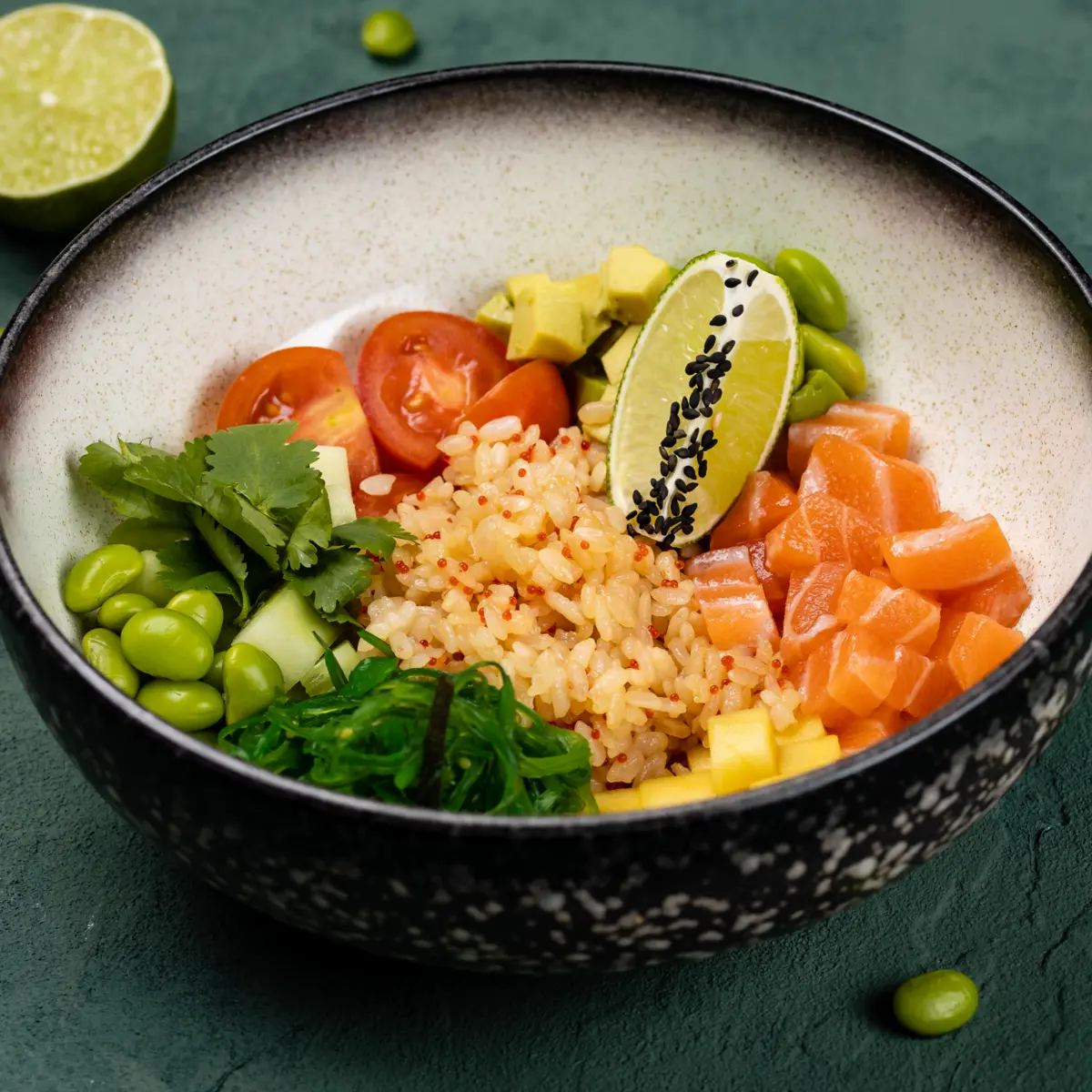 Поке с лососем