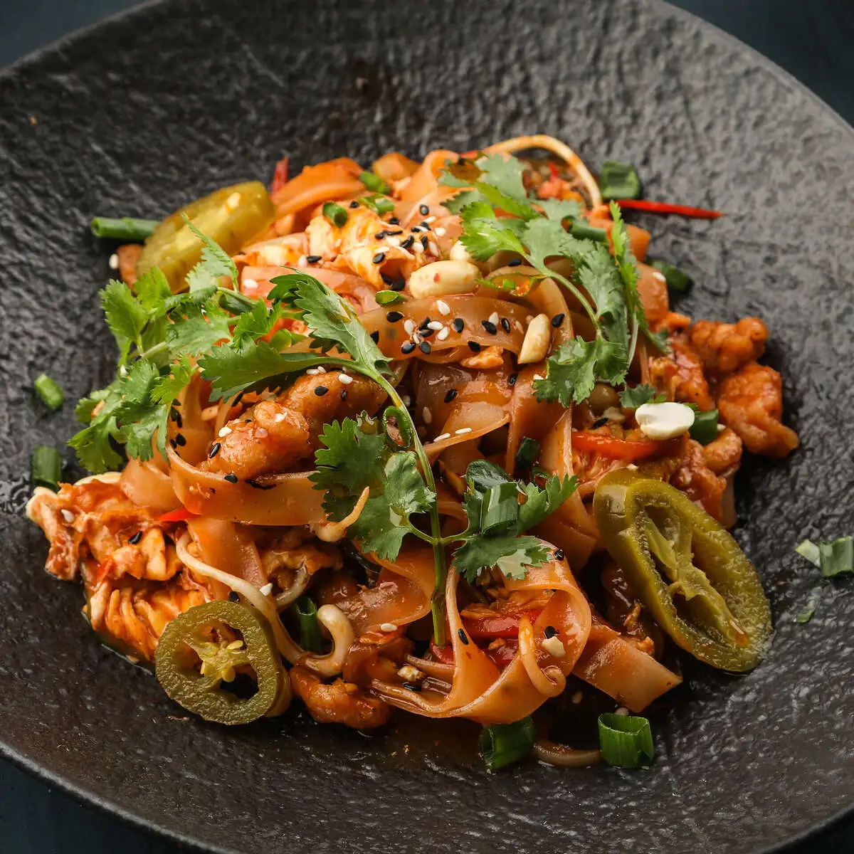 Пад-тай с курицей и креветками