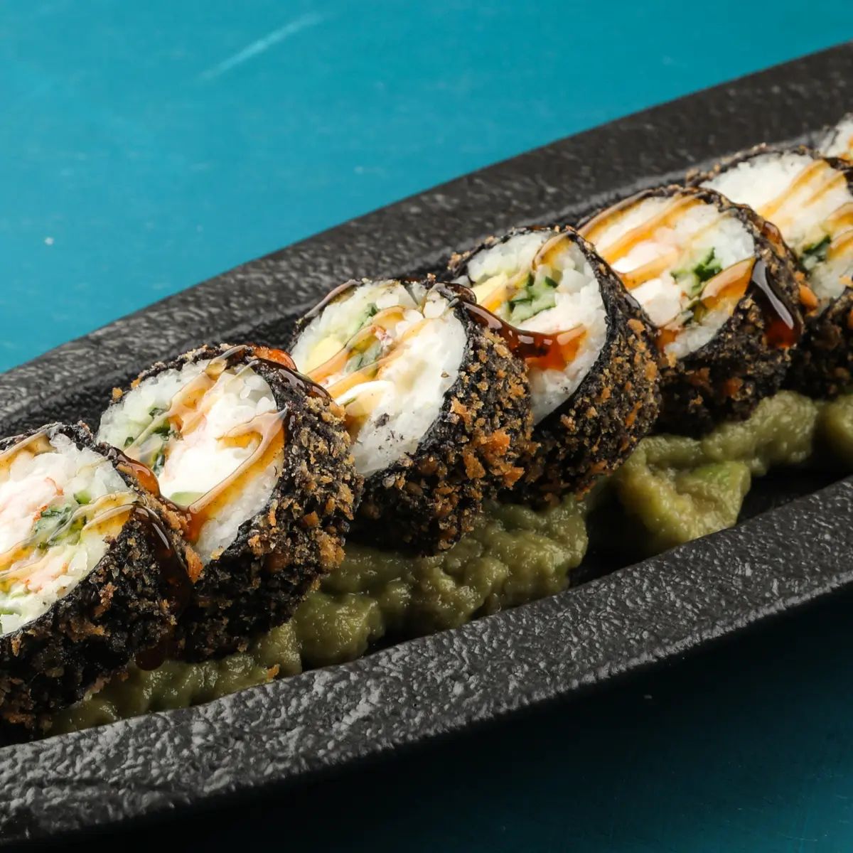 ЯНДЕКС Ролл Блэк темпура с лососем