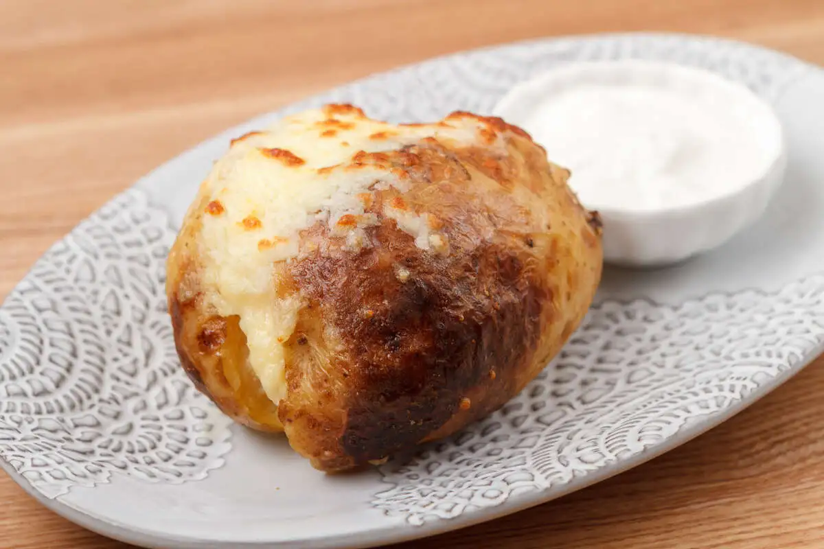 Картошка с сулугуни и мацони