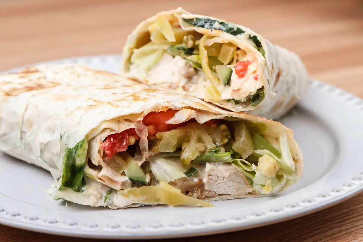 Куриная шаурма с зелёными томатами