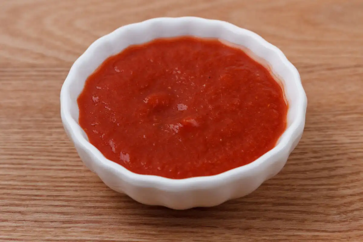 Сацебели 30г