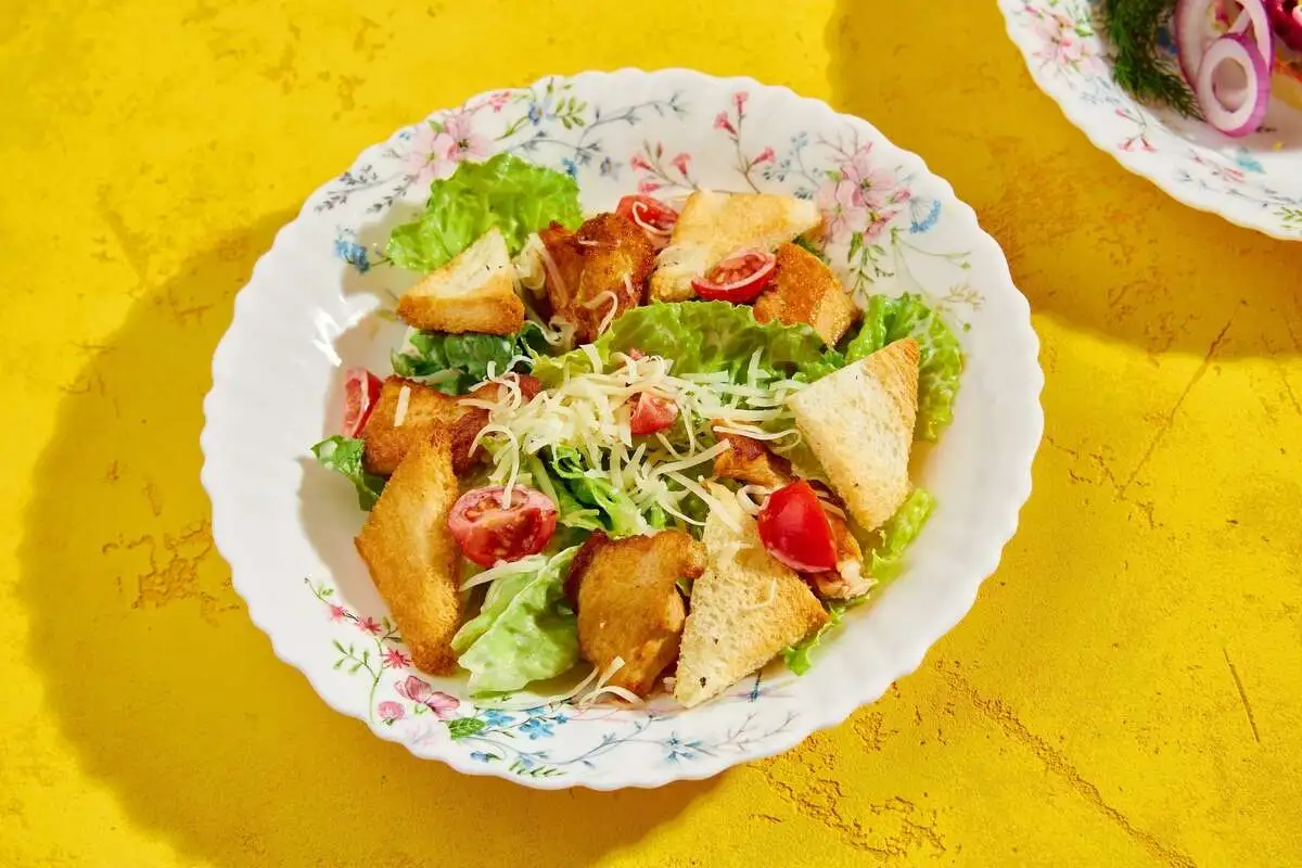 Цезарь с курицей