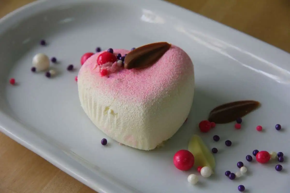 пирожок Клубничная нежность