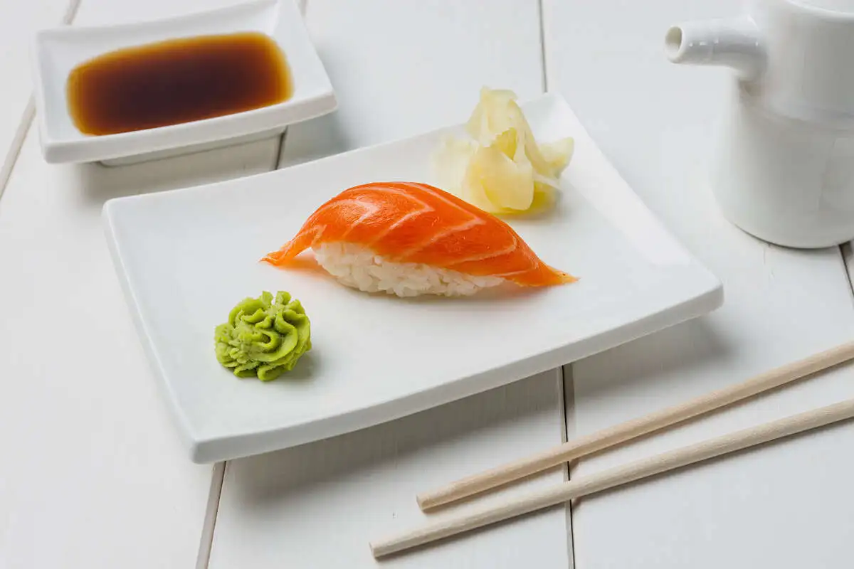 Суши Лосось