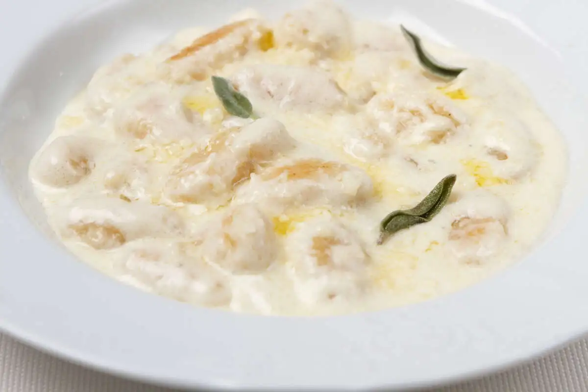 Картофельные ньокки 4 сыра