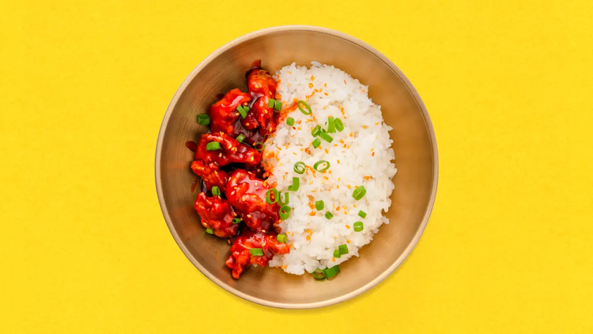 Корейский чикен с рисом в кисло сладком соусе