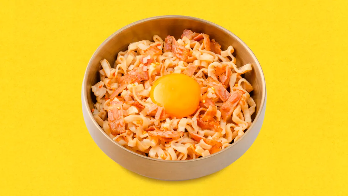 Лапша крем бекон