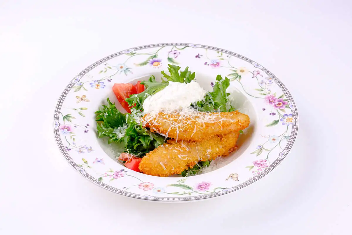 ДМ Салат с куриными палочками