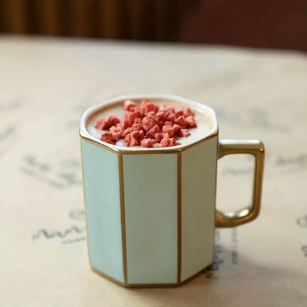 Клубничный какао 250мл