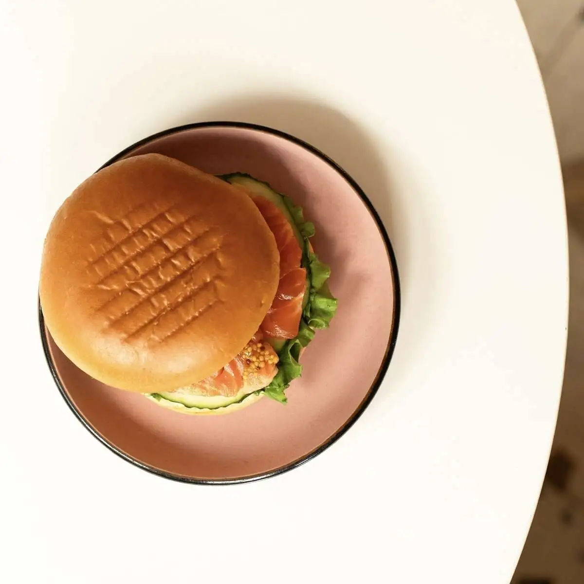 Сэндвич с лососем