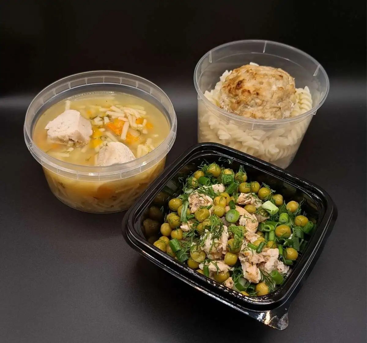 3 Чикен: Осенняя цыпа, Лапша куриная, Бифштекс куриный с макаронами
