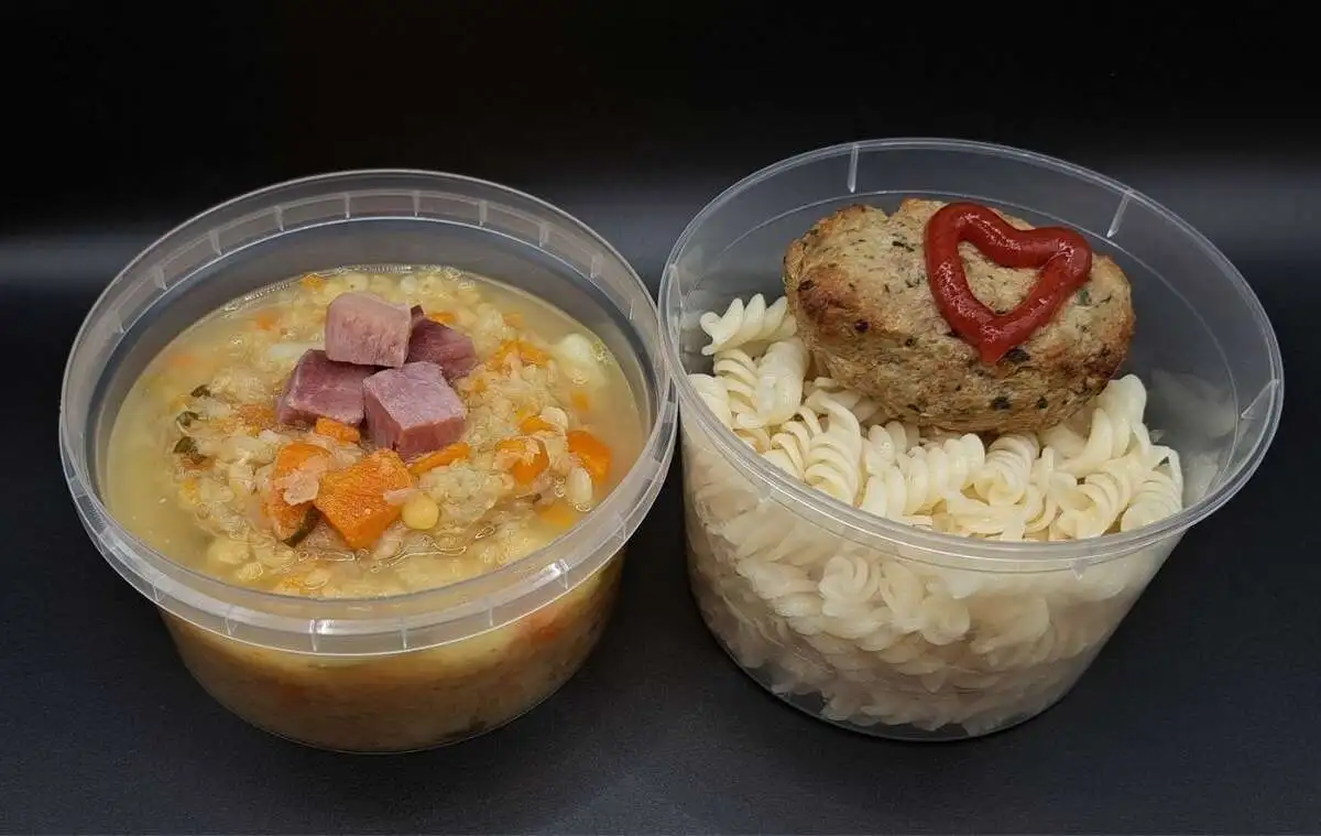 2 Мясной: Гороховый с копчёностями, Люля-кебаб из свинины с макаронами
