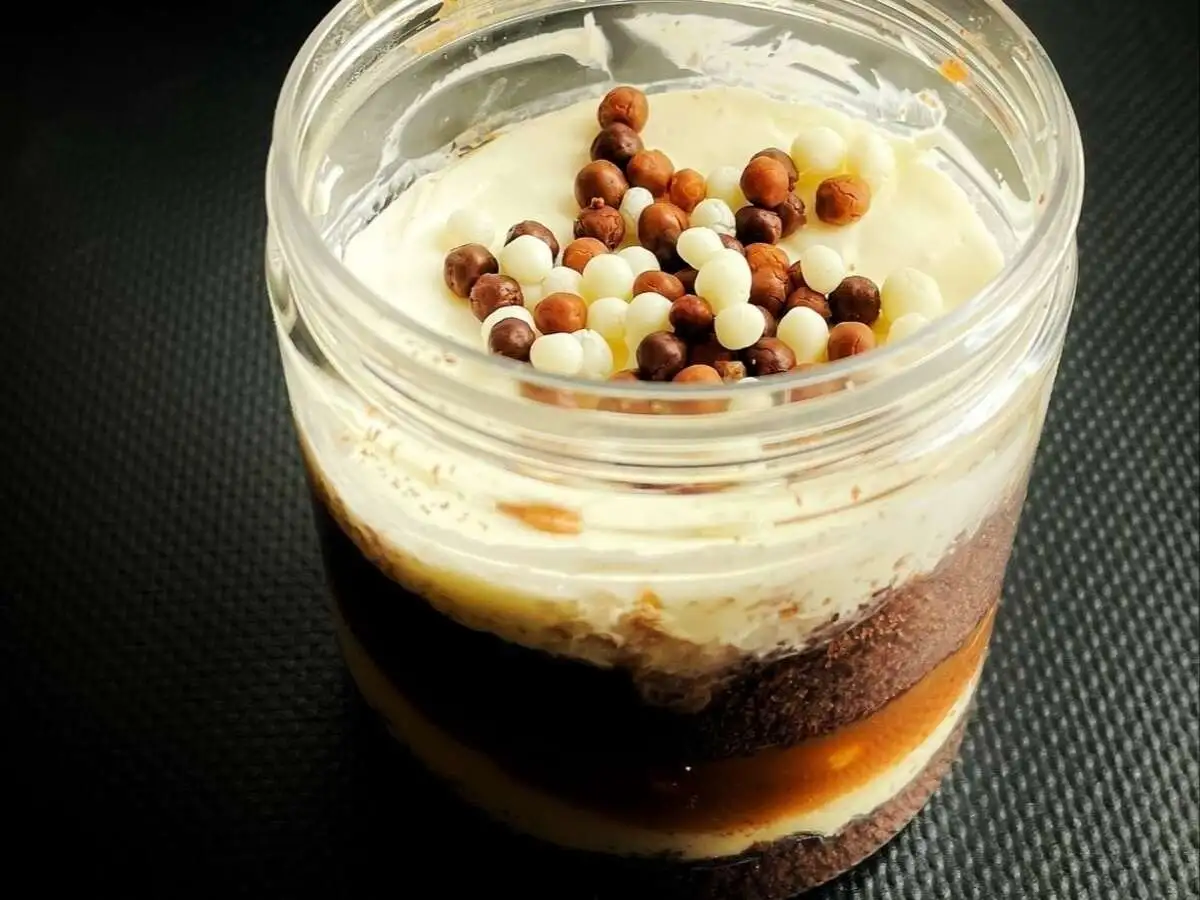 Трайфл Сникерс