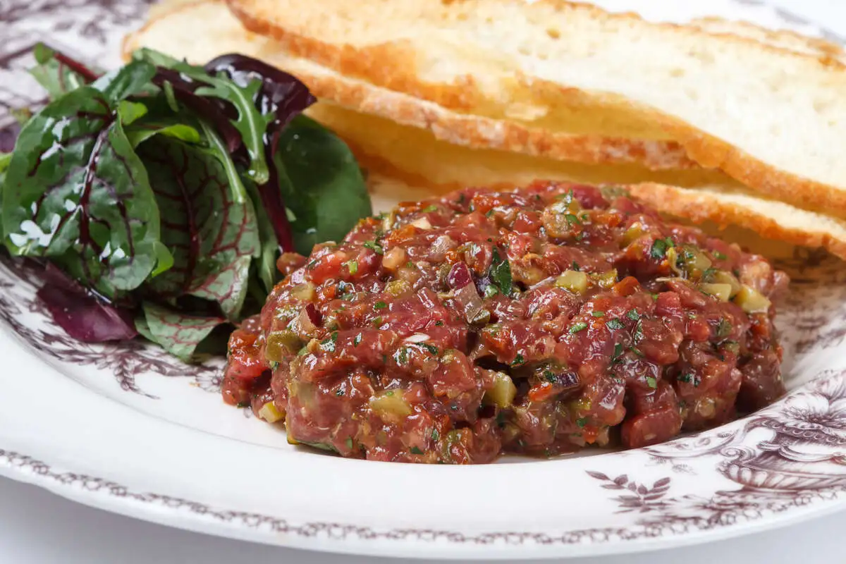 Классический тартар из говядины