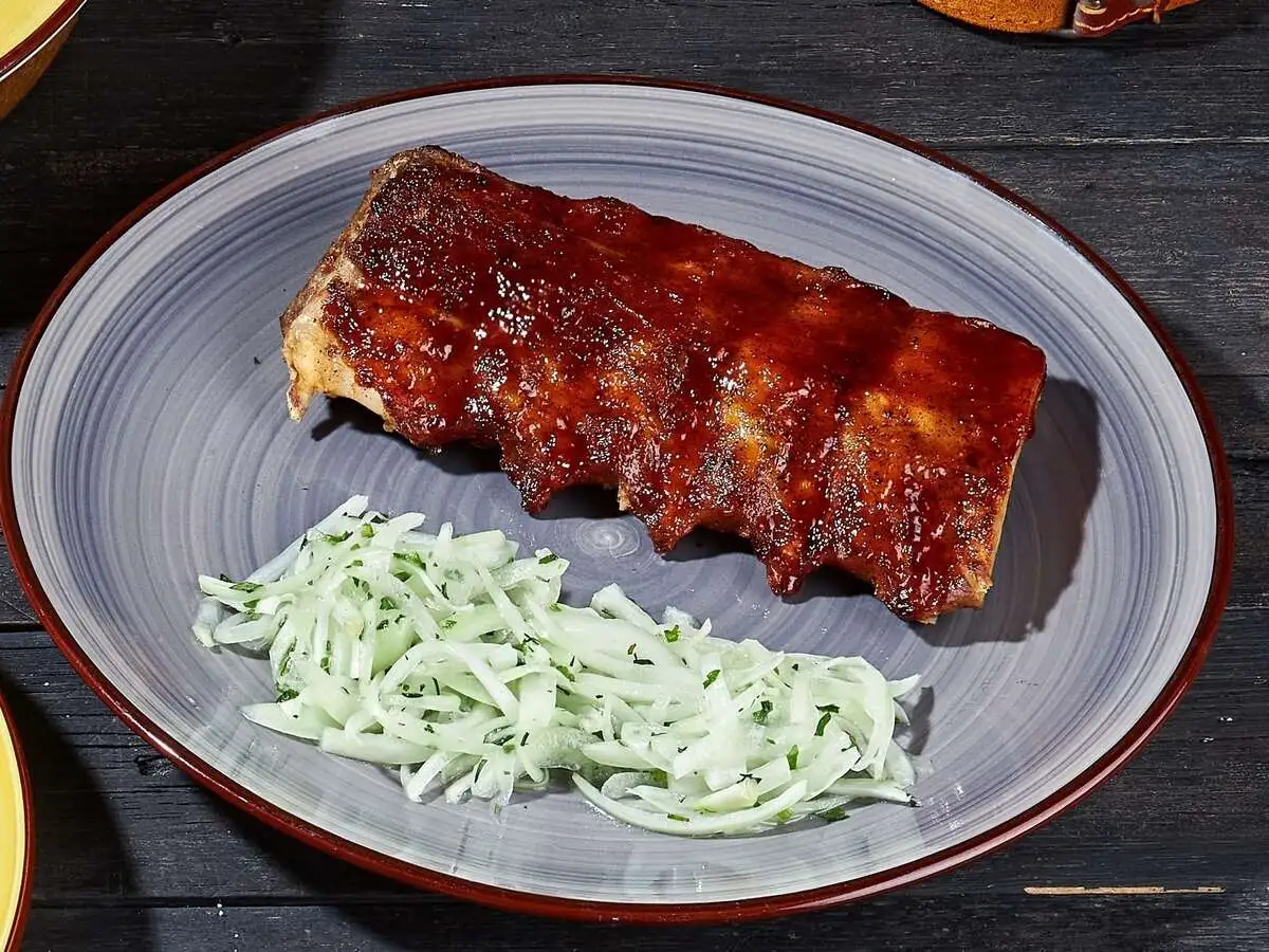 Пикантные ребрышки в остром соусе