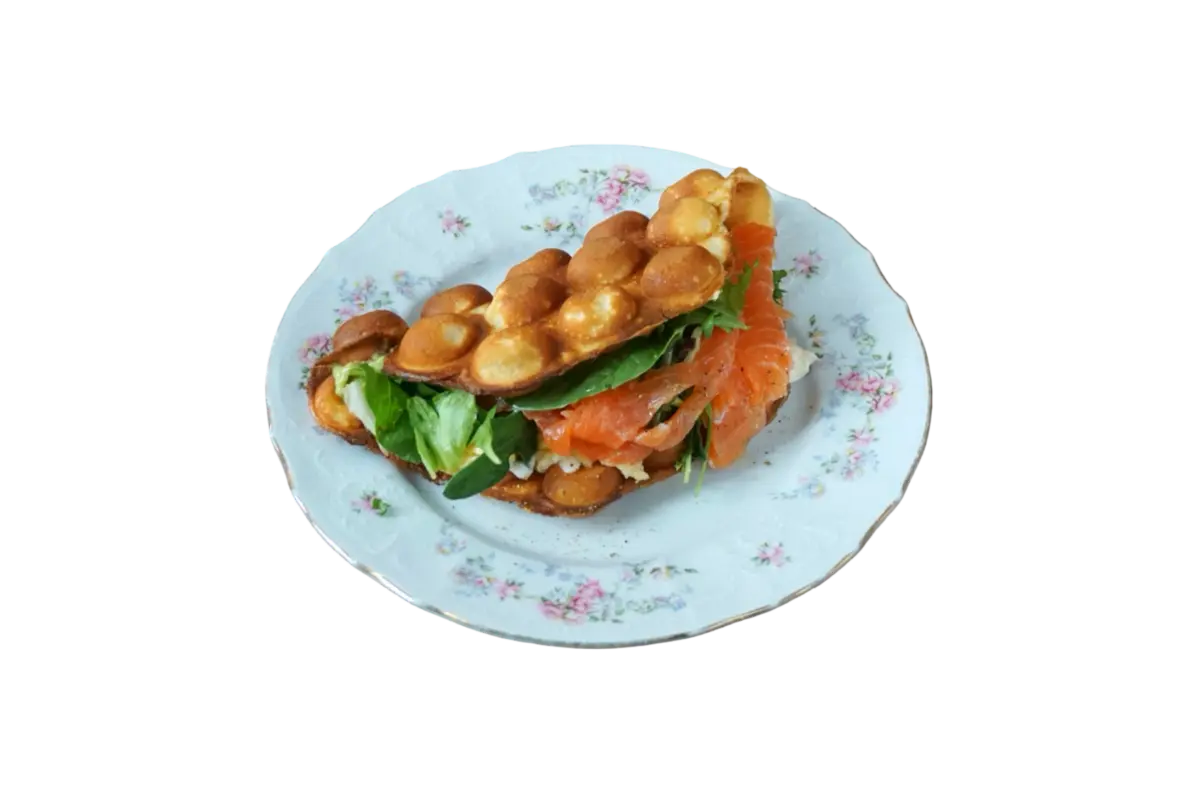 Вафля из цукини с лососем