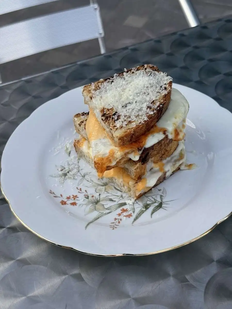 Гриль-чиз с сыром чеддер