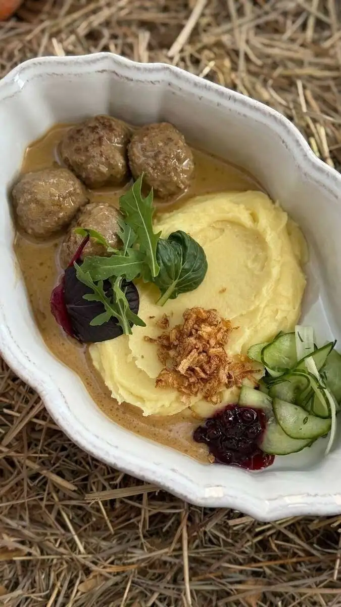 Мясные фрикадельки в сливочном соусе 350