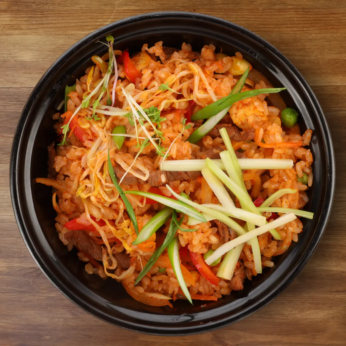 Рис со свининой по-красному