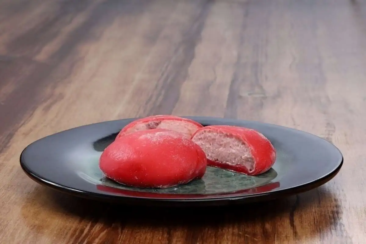 Моти с клубничным чизкейком