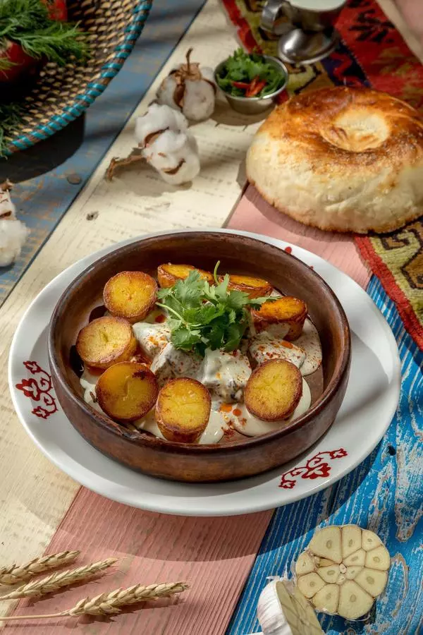 ТОМЛЕНЫЙ ЯГНЕНОК В КЕЦИ