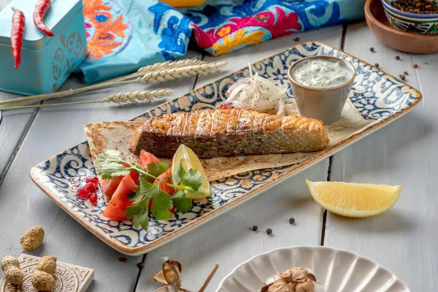 СТЕЙК ИЗ СЕМГИ НА УГЛЯХ