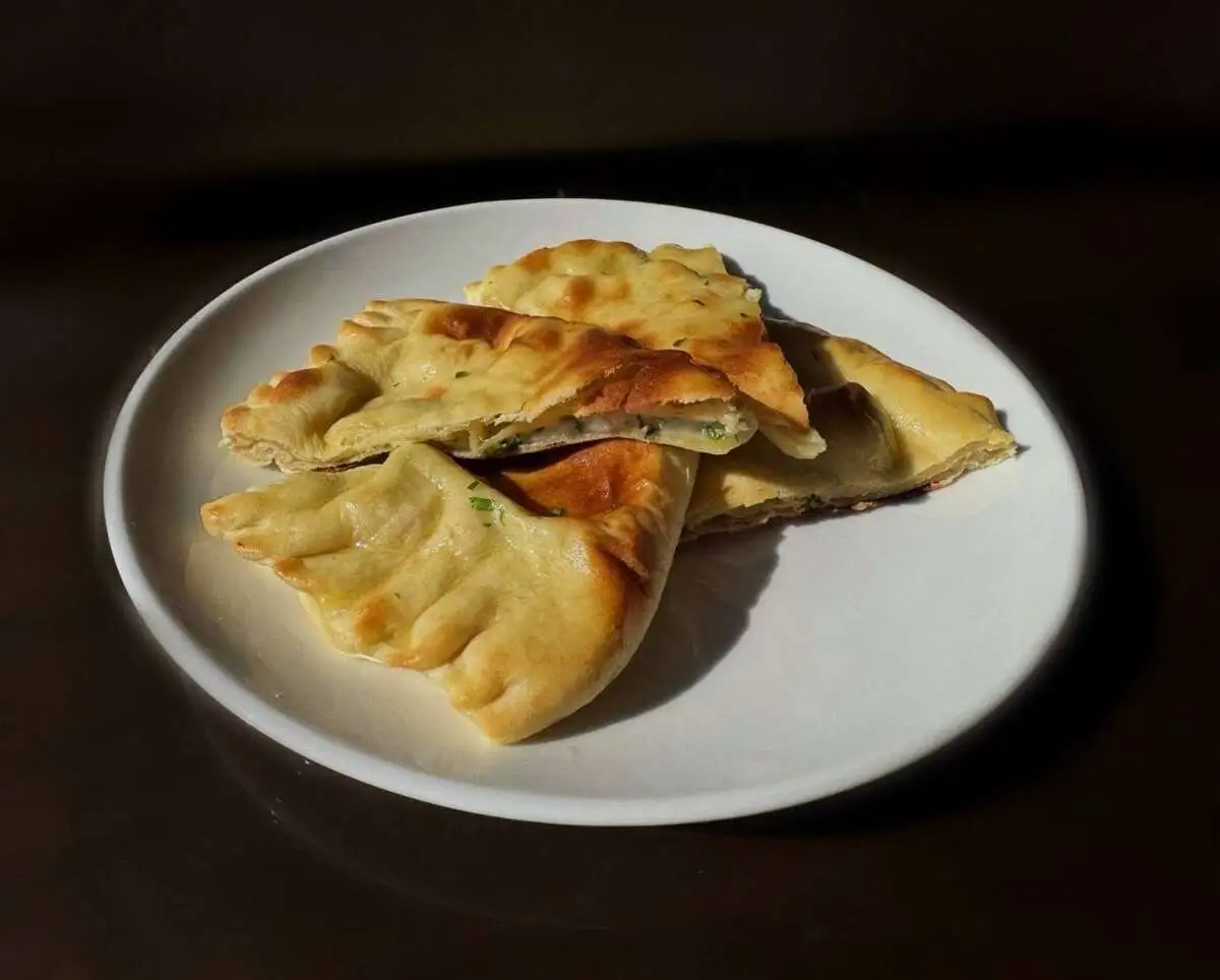 Кутаб с сыром и зеленью/Qutab with cheese and herbs