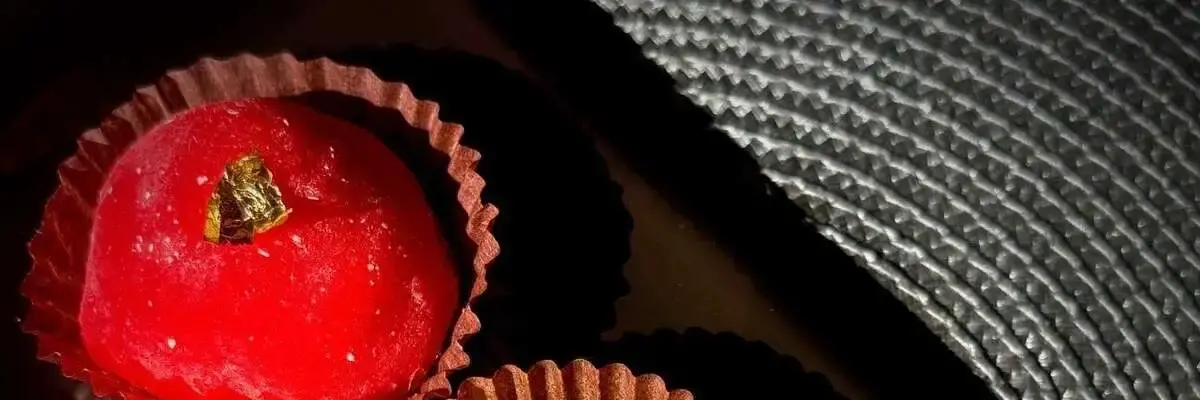 Пирожное Моти клубника 1 шт/Mochi Strawberry Cake