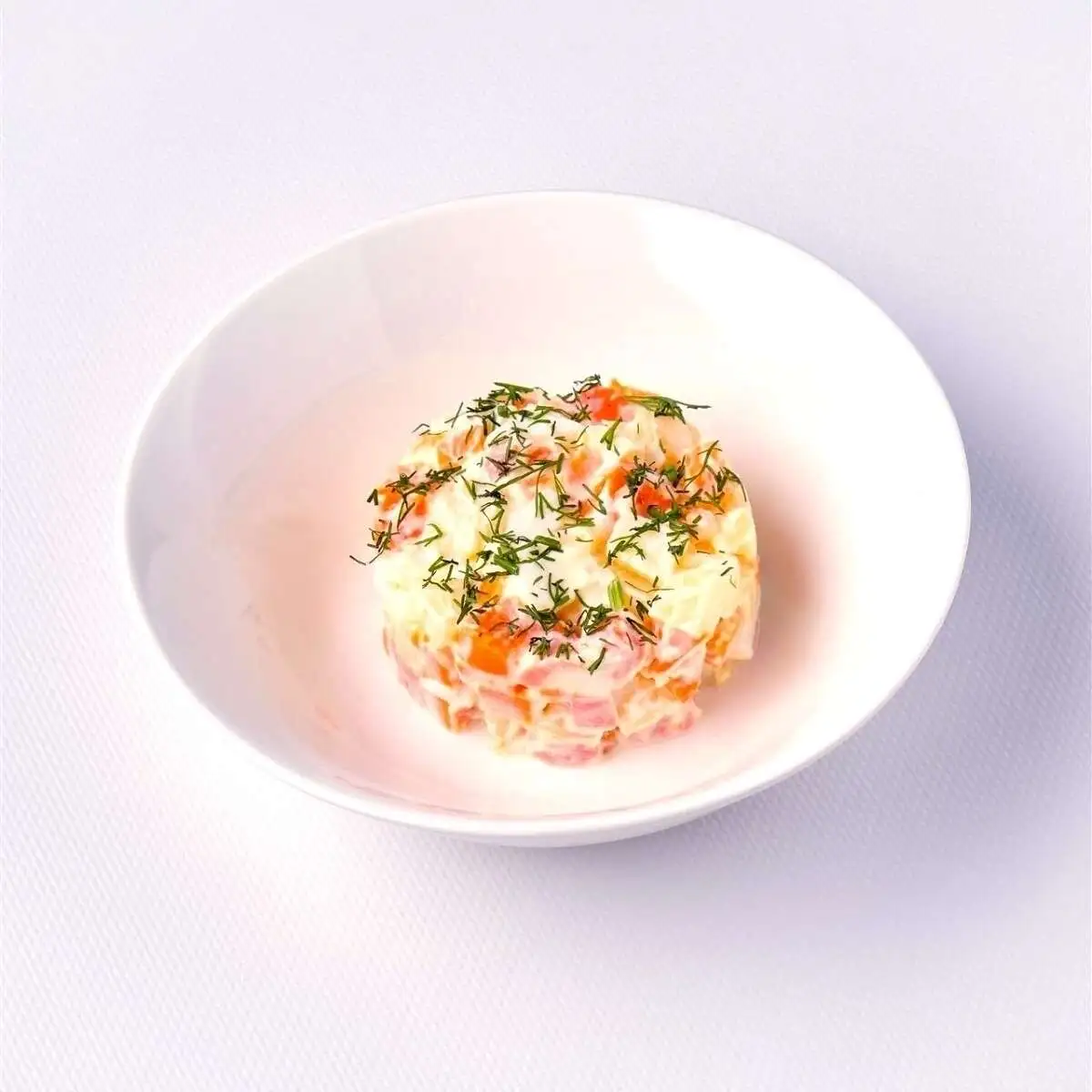 Оливье с копченым лососем,120гр БЛ