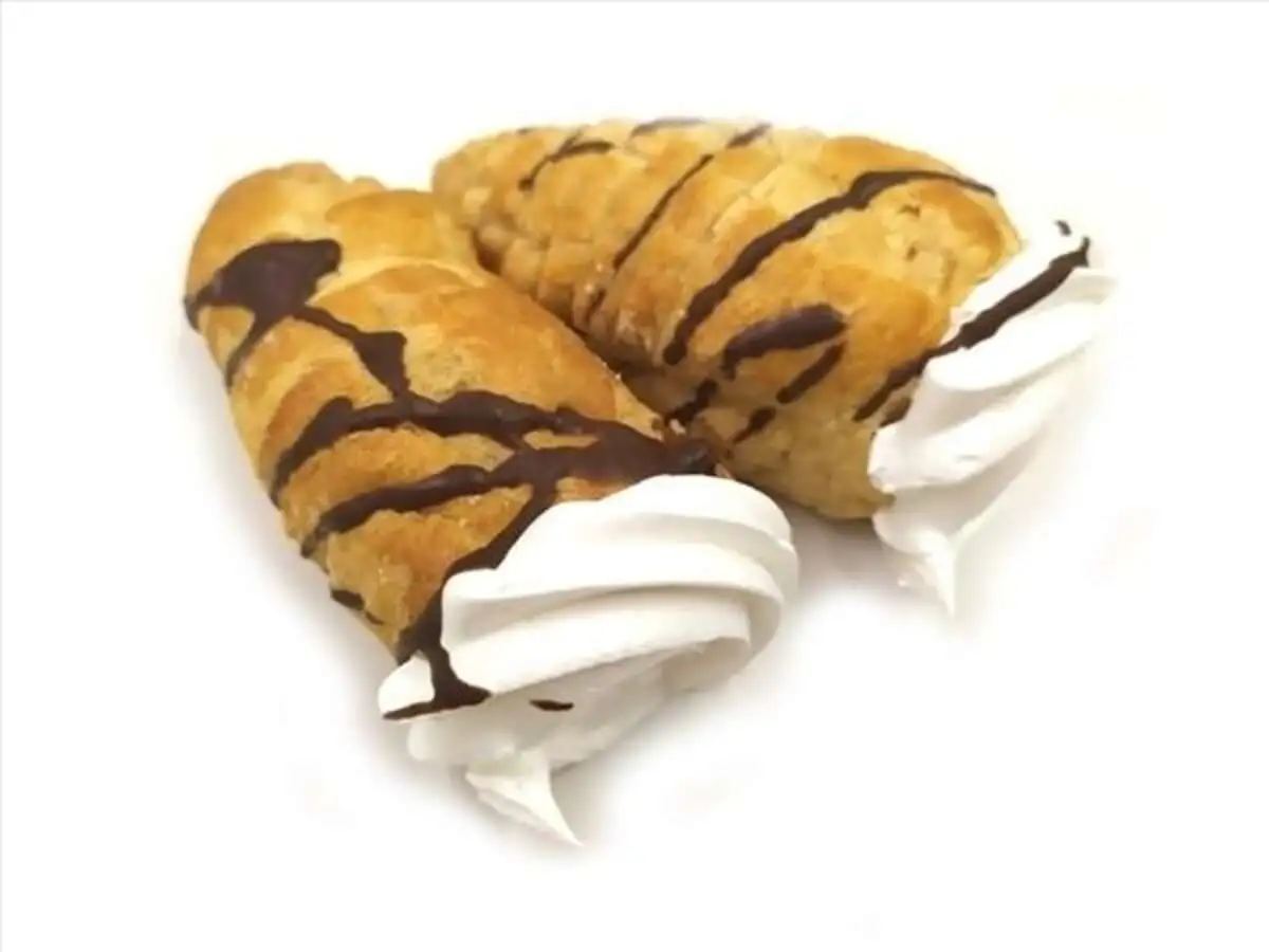 Трубочка с белковым  кремом