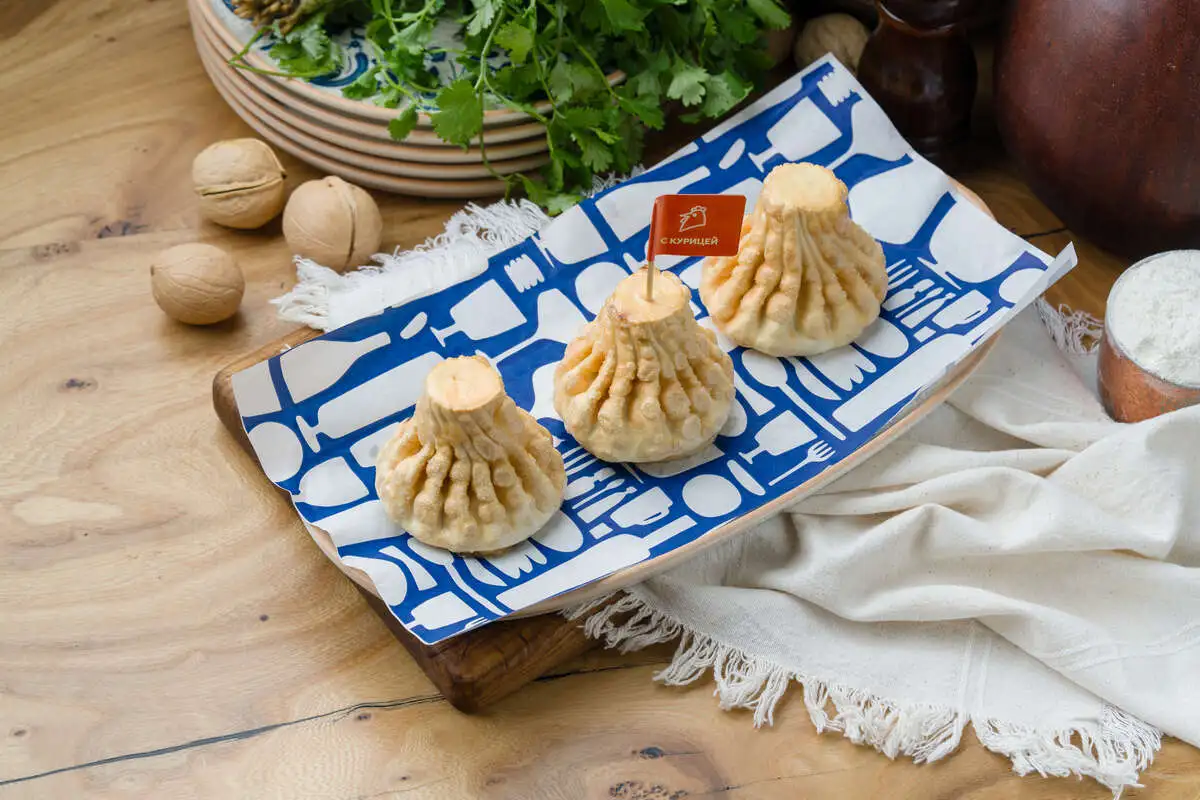 Хинкали с курицей ЖАРЕНЫЕ —  на обед 