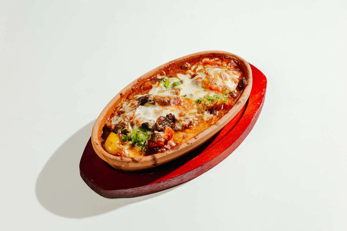 Ковурма из говядины с картофелем и баклажаном