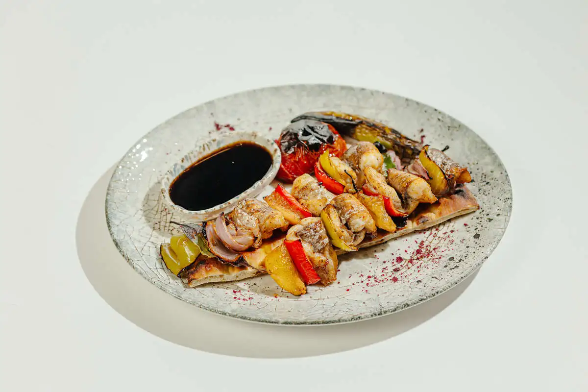 Дорадо на шпажках