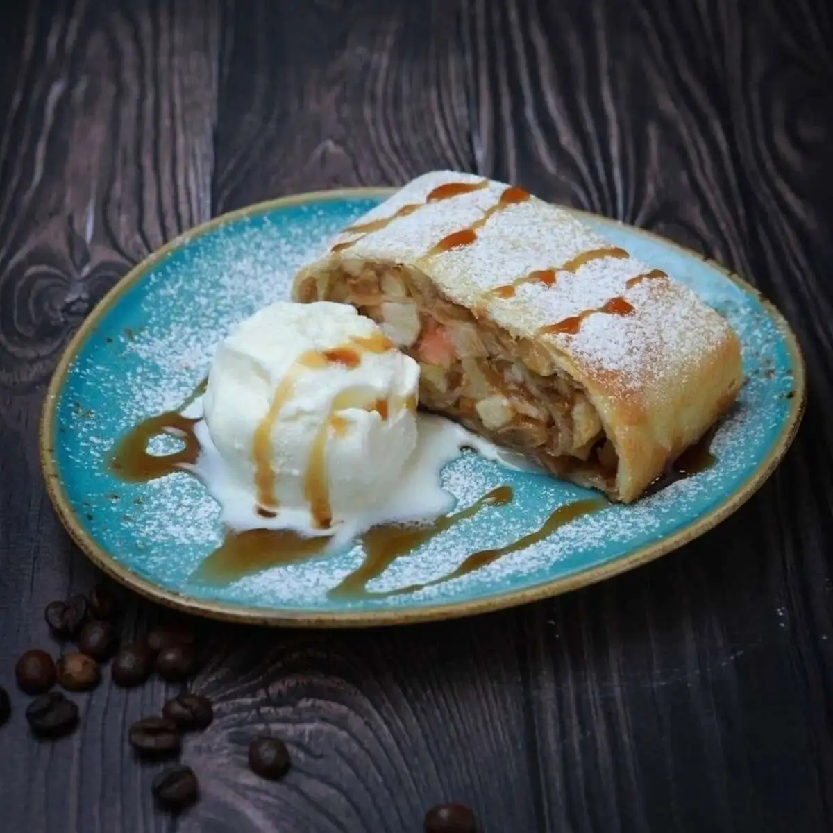 Штрудель яблочный