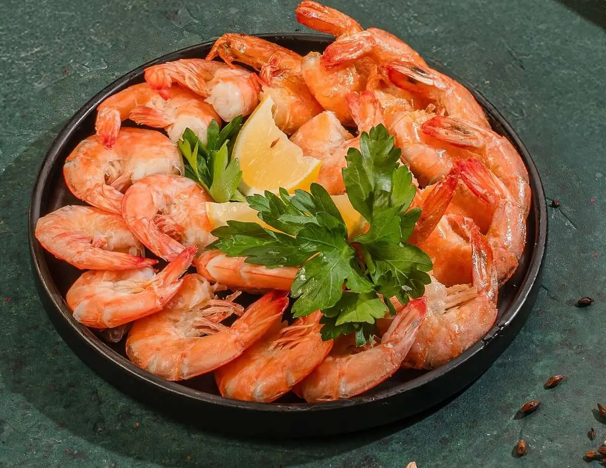 Креветки жареные 100г