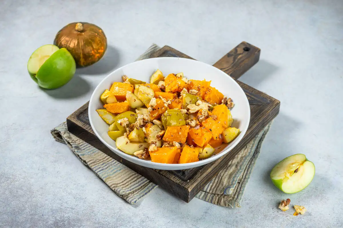 Тыква запеченная с яблоками 