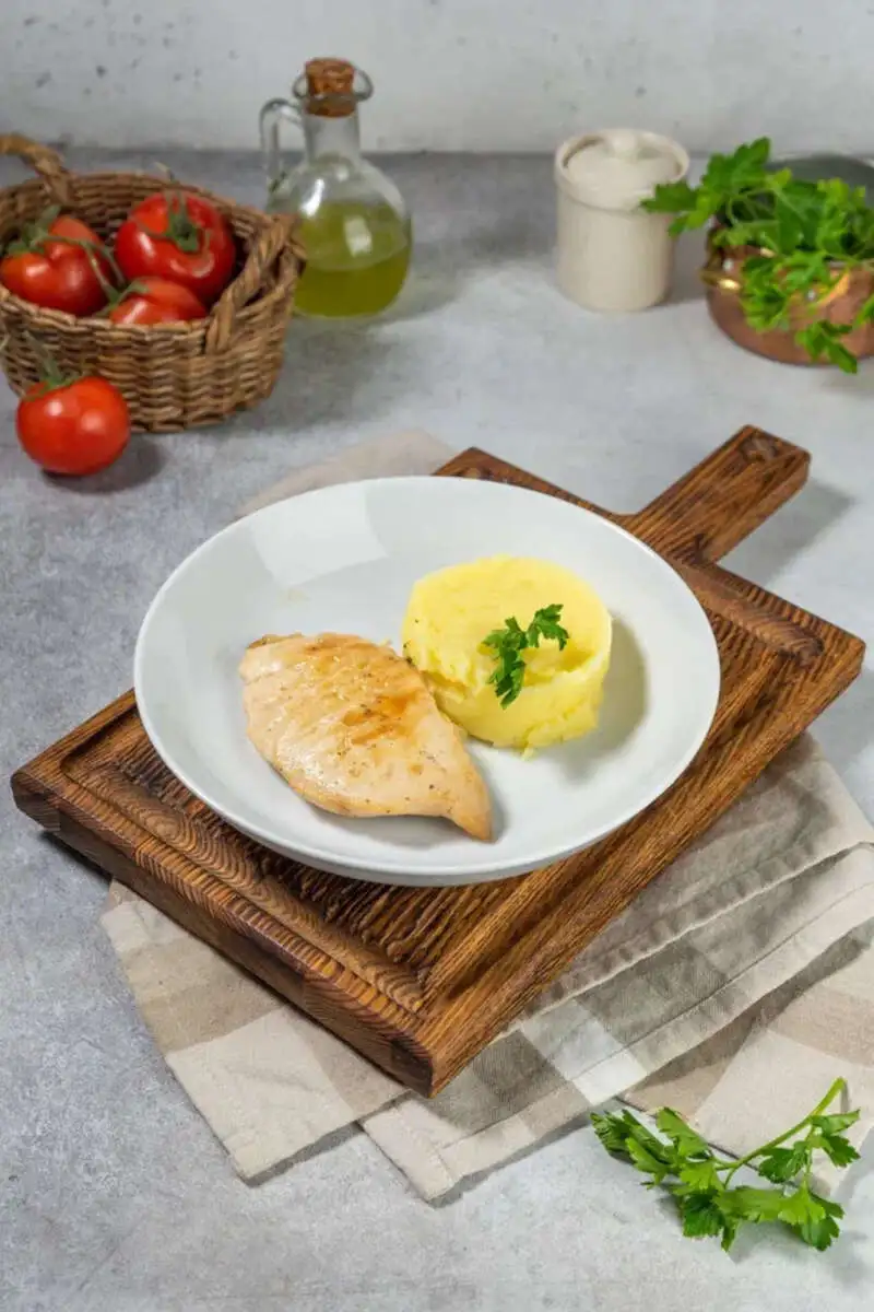 Картофельное пюре + Медальон из индейки 