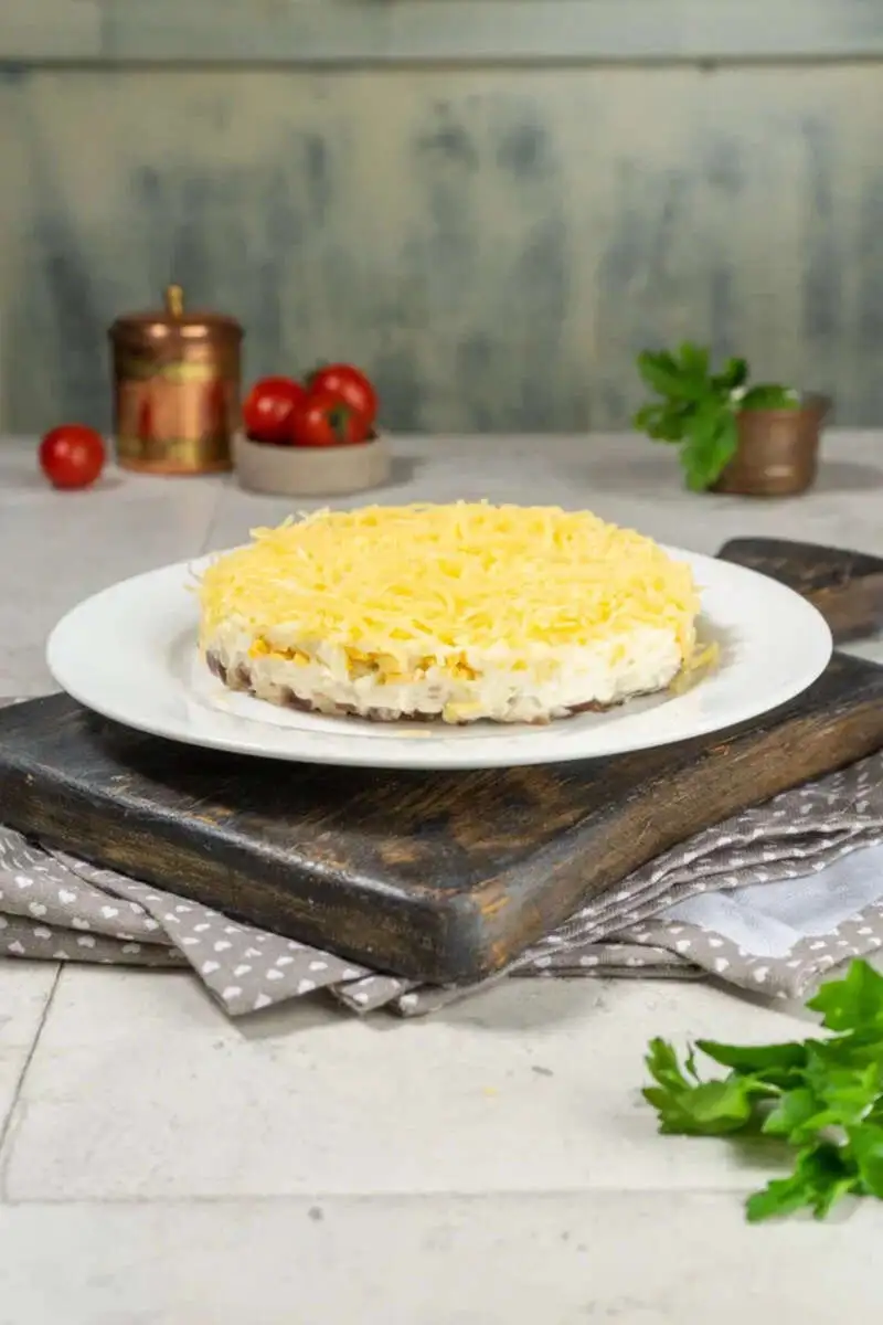 Салат Мясной с сыром 