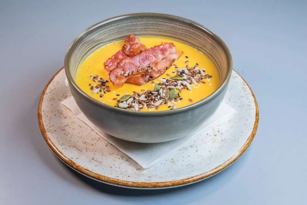 Суп-пюре из тыквы с беконом 250г