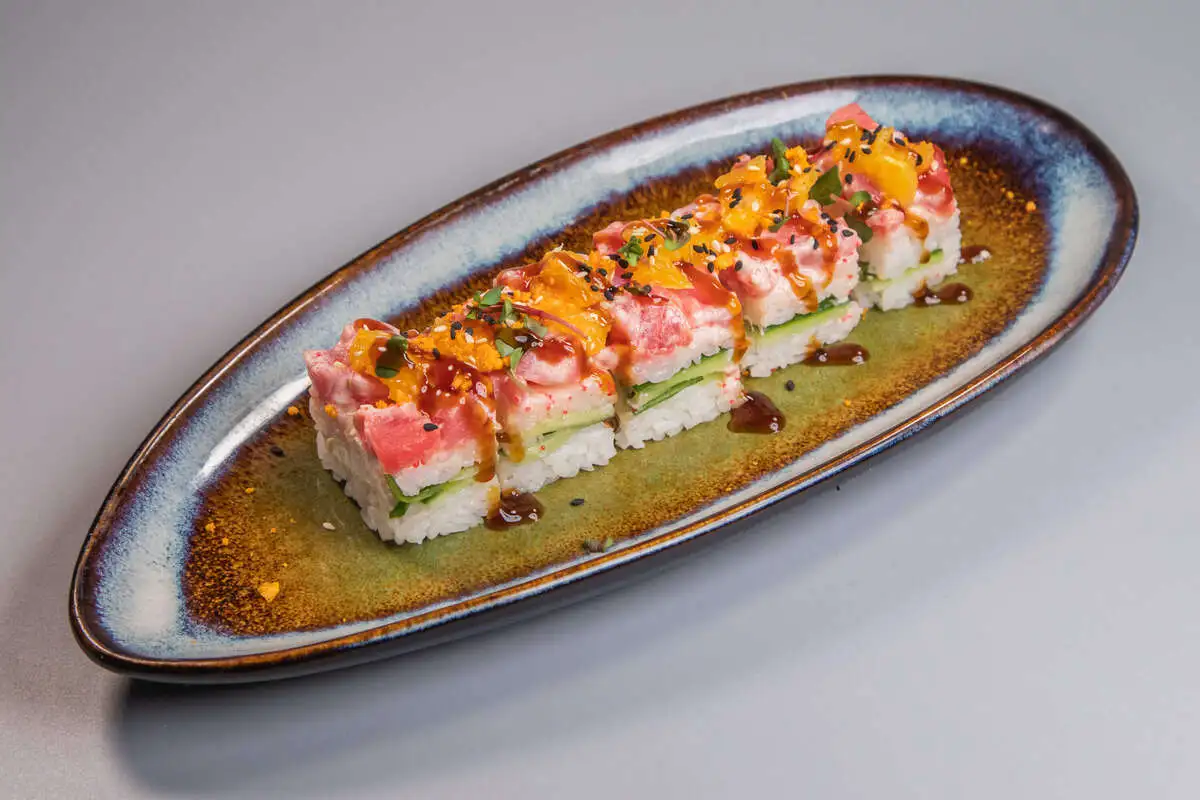 Осидзуси с тунцом 220г