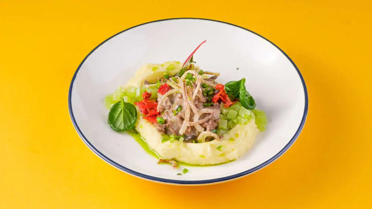 Бефстроганов с пюре