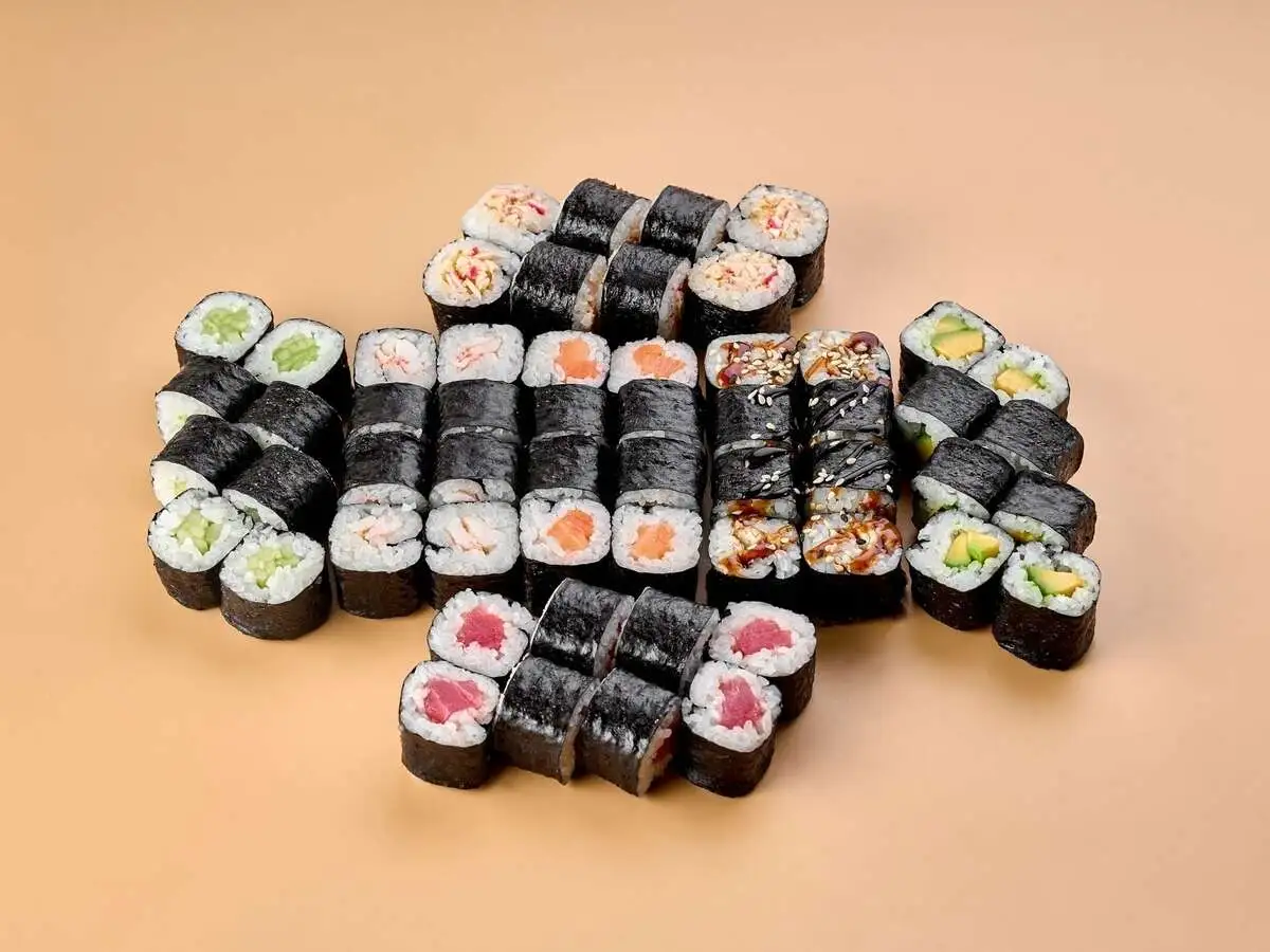 Сет Хосомаки 