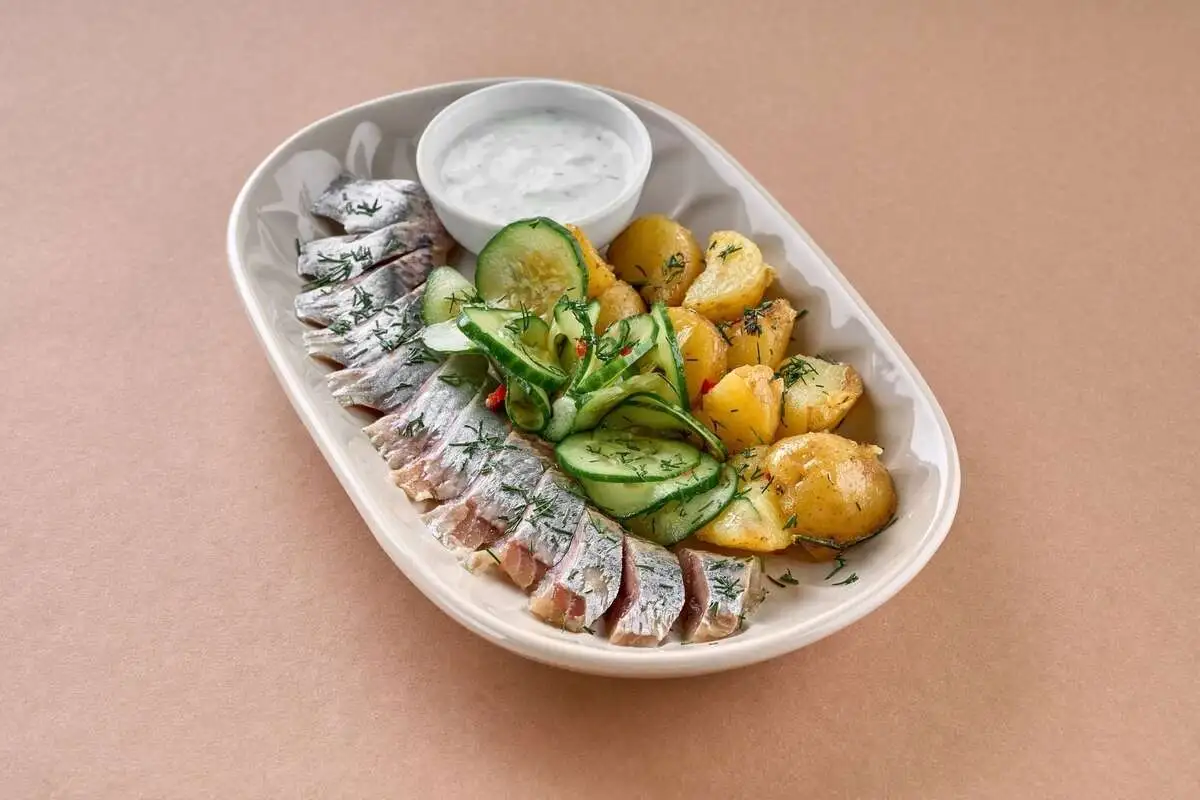 Сельдь с картофелем бейби