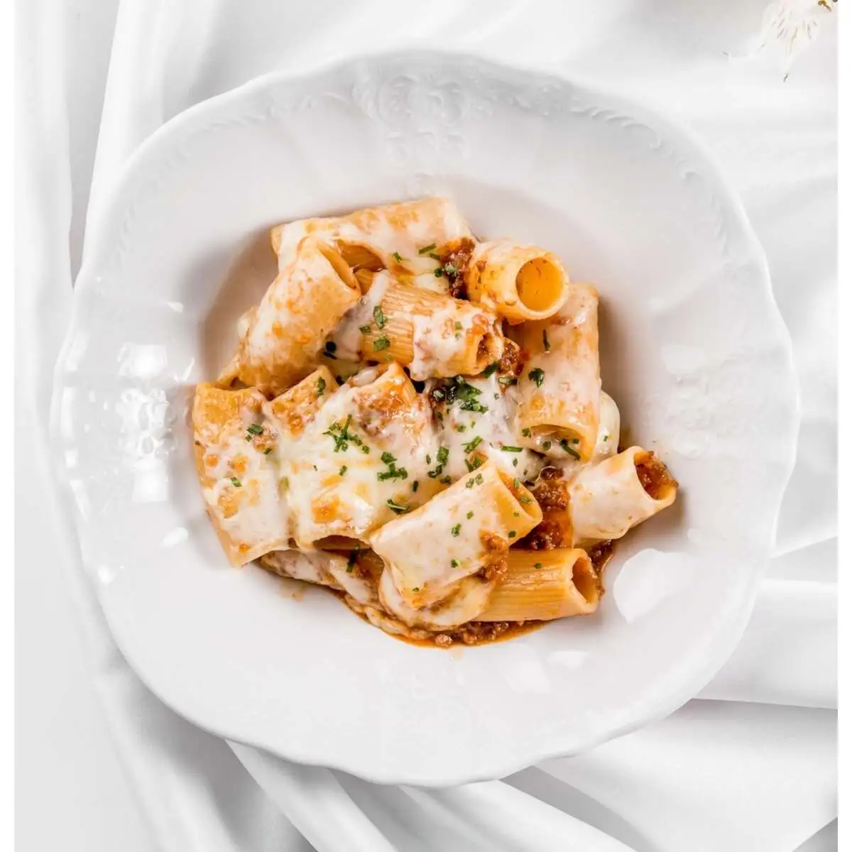 Ригатони с рагу из телятины